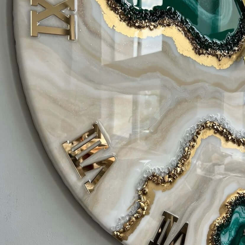 Abstract wall watch in green epoxy resin