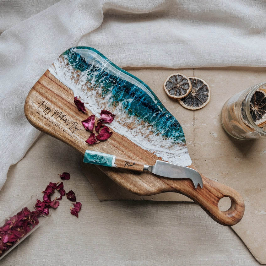 Small cheese cutting board